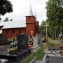 Jaminy - cmentarz i zabytkowy kościół