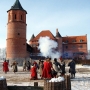 O dwóch lat zamek stał się tłem do zainscenizowania wydarzenia jakie miało miejsce 27 stycznia 1657 roku. Wówczas to po przeprowadzonym szturmie odbito z rąk Radziwiłłów, sprzyjających Szwedom, zamek tykociński. Tą inscenizację mogliśmy oglądać 01.02.2014 r.