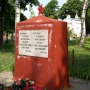 Pratulin - Pomnik żołnierzy sowieckich przy murze cmentarnym