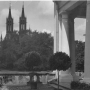 Park pałacowy w okresie międzywojennym. Zdjęcie wykonane przez Sekcję Miłośników Fotografji (Pisownia oryginalna)przy Szkole Handlowej w Białymstoku.
