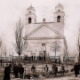 Kościół pw. św Antoniego Padewskiego jeszcze przed jego rozbudową w 1887r. Zdjęcie z Portalu Miejskiego Sokolka.pl.