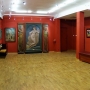 Wnętrze Galerii wypełnione działami rodziny Sleńdzińskich. Zdjęcie Galeria Sleńdzińskich.