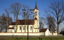 Kościół par. p.w. św. Anny z 1882 roku.