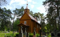 Cerkiew cment. p.w. Podwyższenia Krzyża Św. i kapliczka św. Paraskiewy